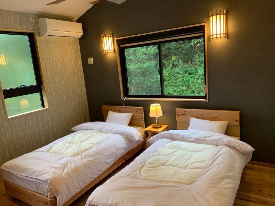 マムヴィッラin森の中の一軒家 Villa นาโงะ ภายนอก รูปภาพ